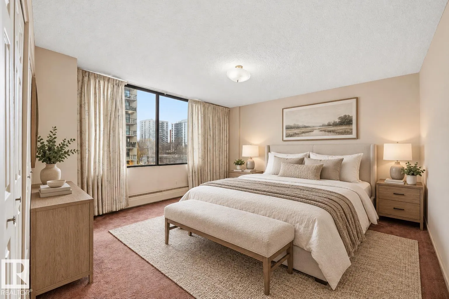 #407 10045 118 ST NW