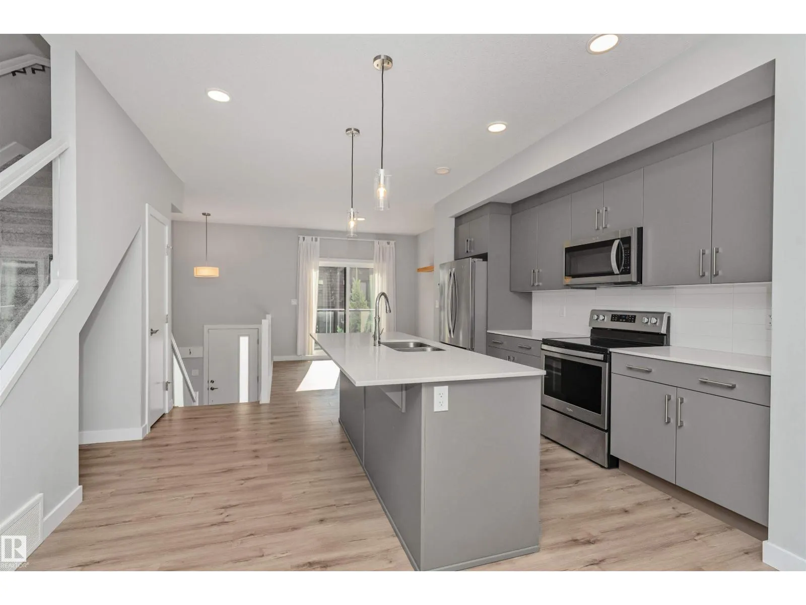 #17 1729 KEENE CR SW