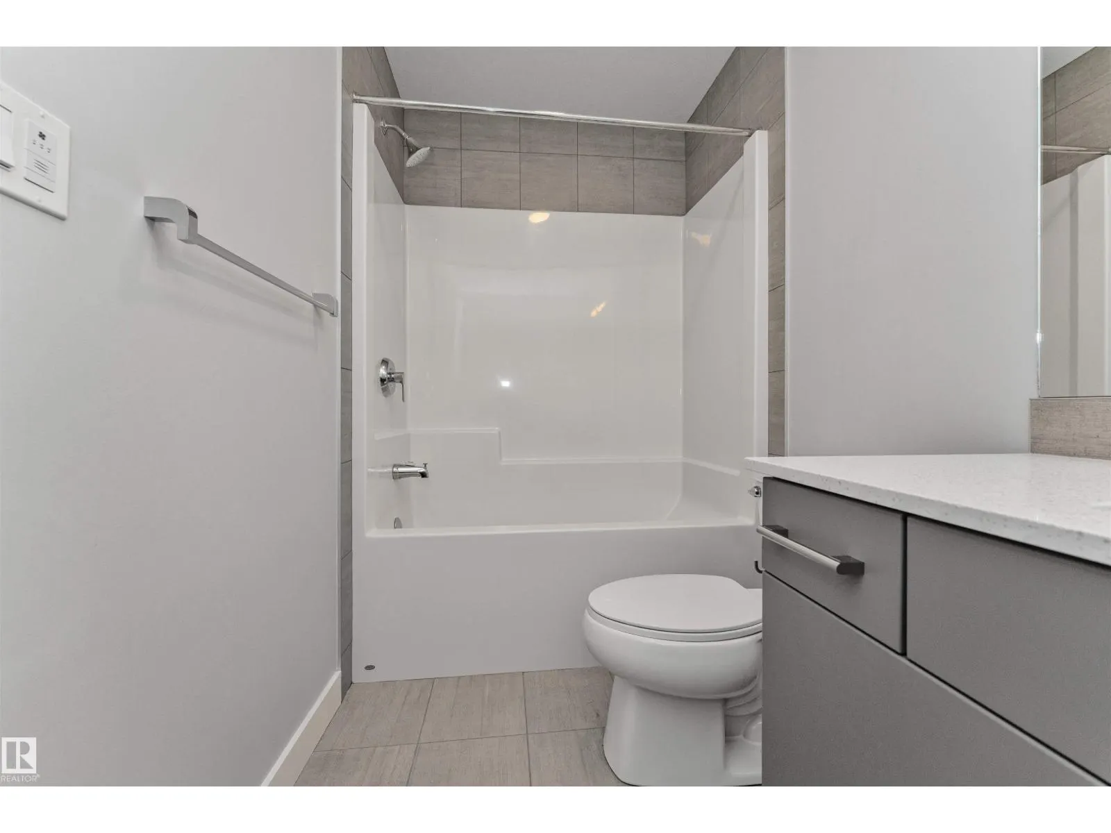#17 1729 KEENE CR SW