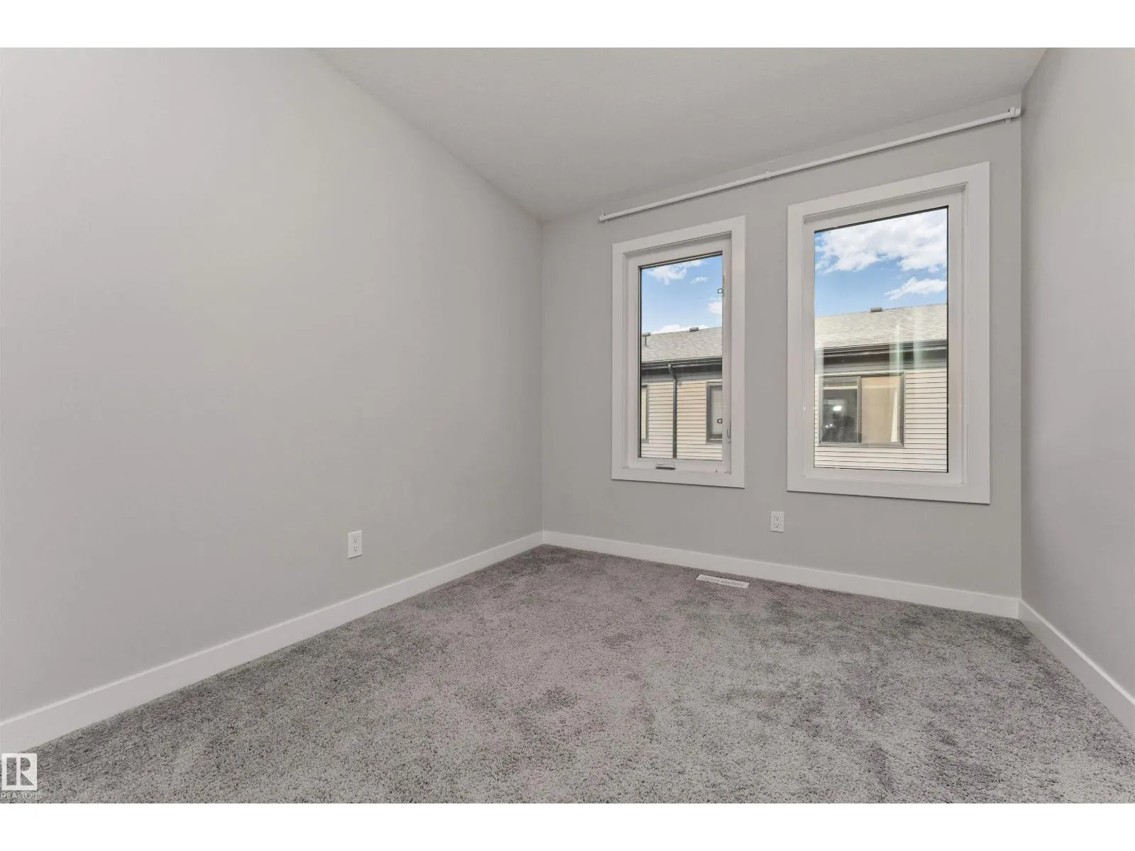 #17 1729 KEENE CR SW