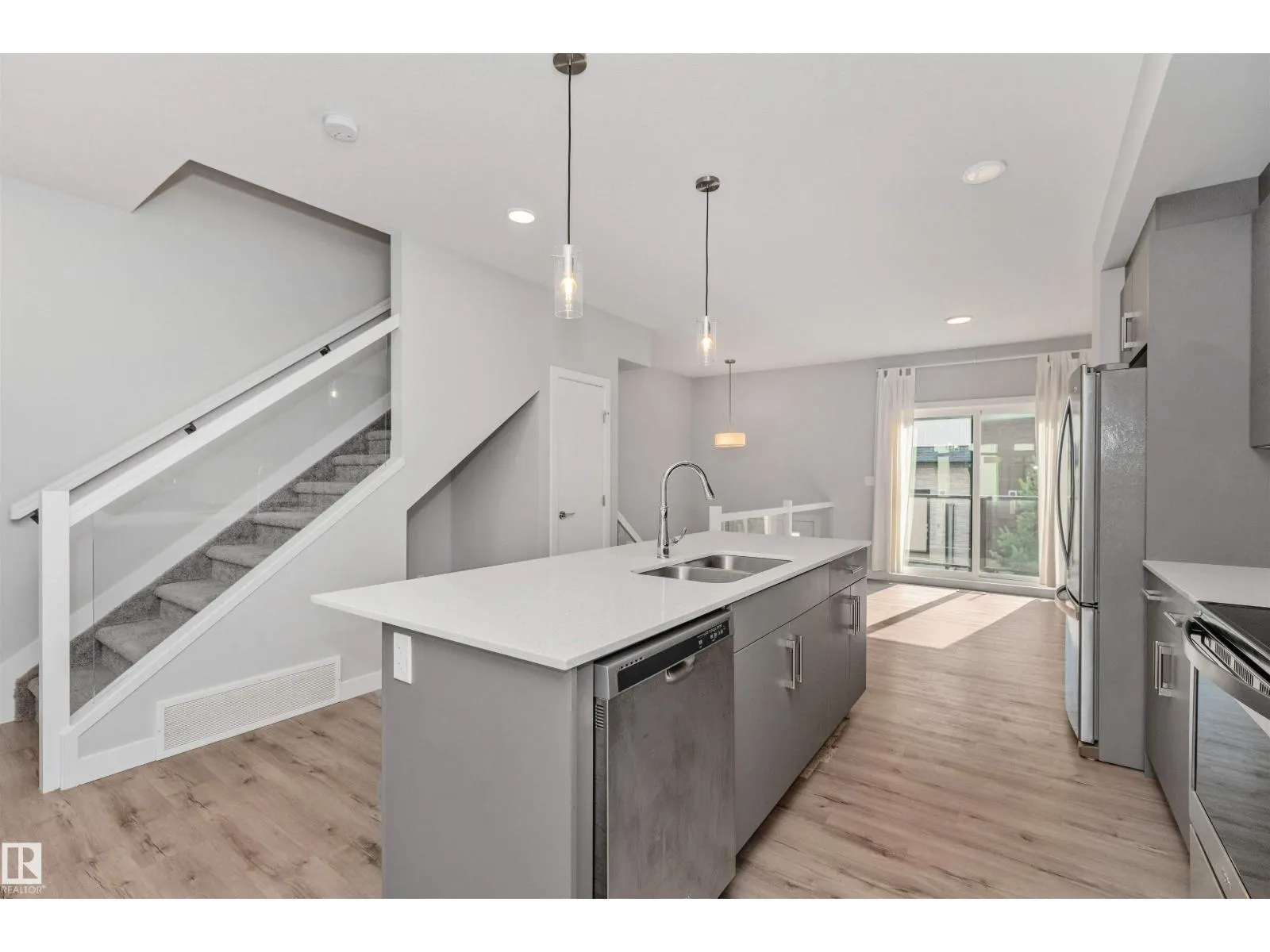 #17 1729 KEENE CR SW