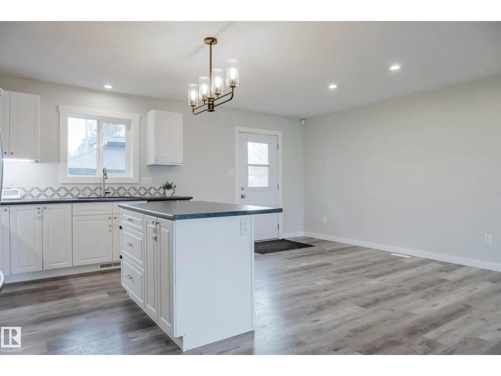 5315 57 ST