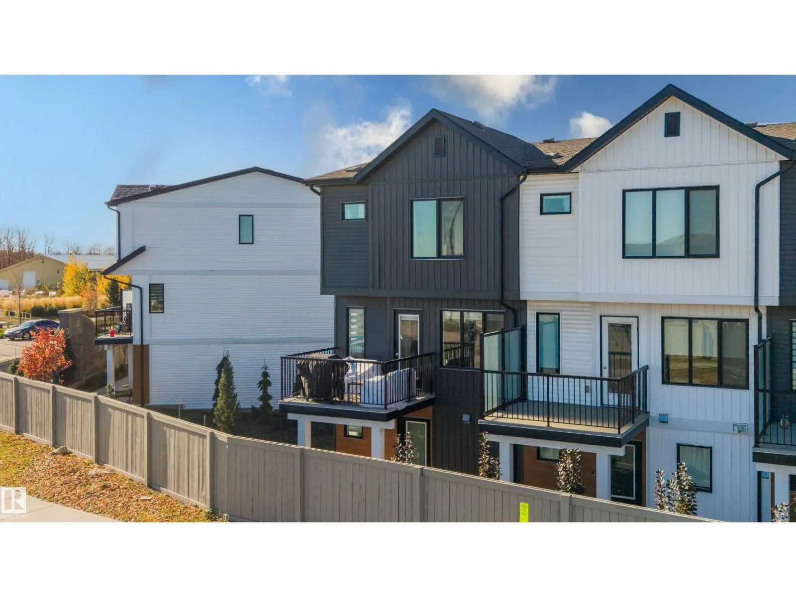 #49 850 Secord BV NW
