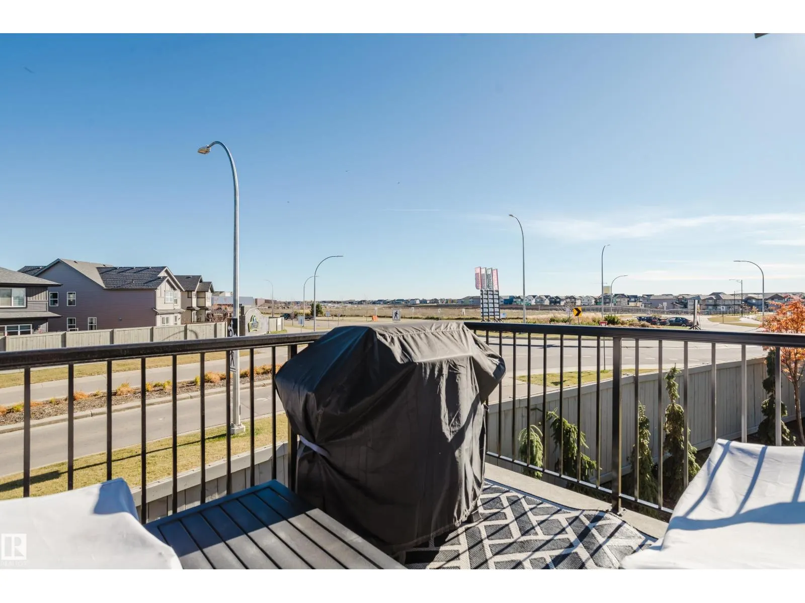 #49 850 Secord BV NW