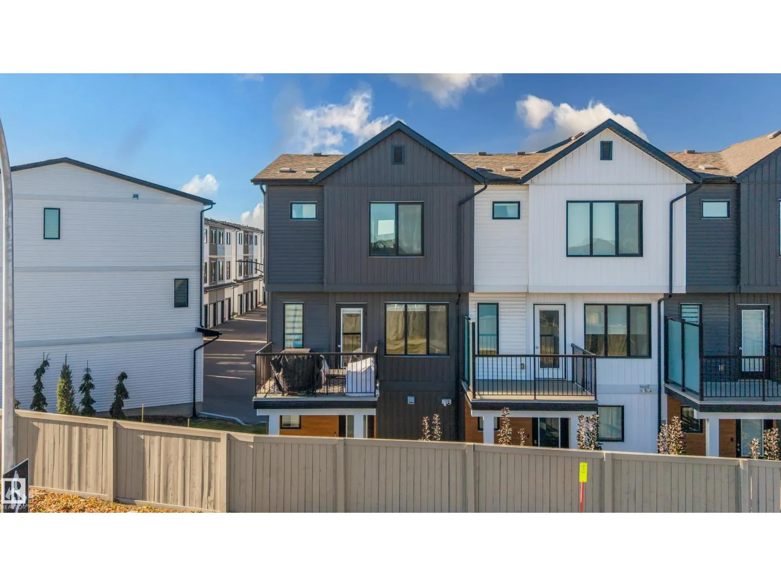 #49 850 Secord BV NW