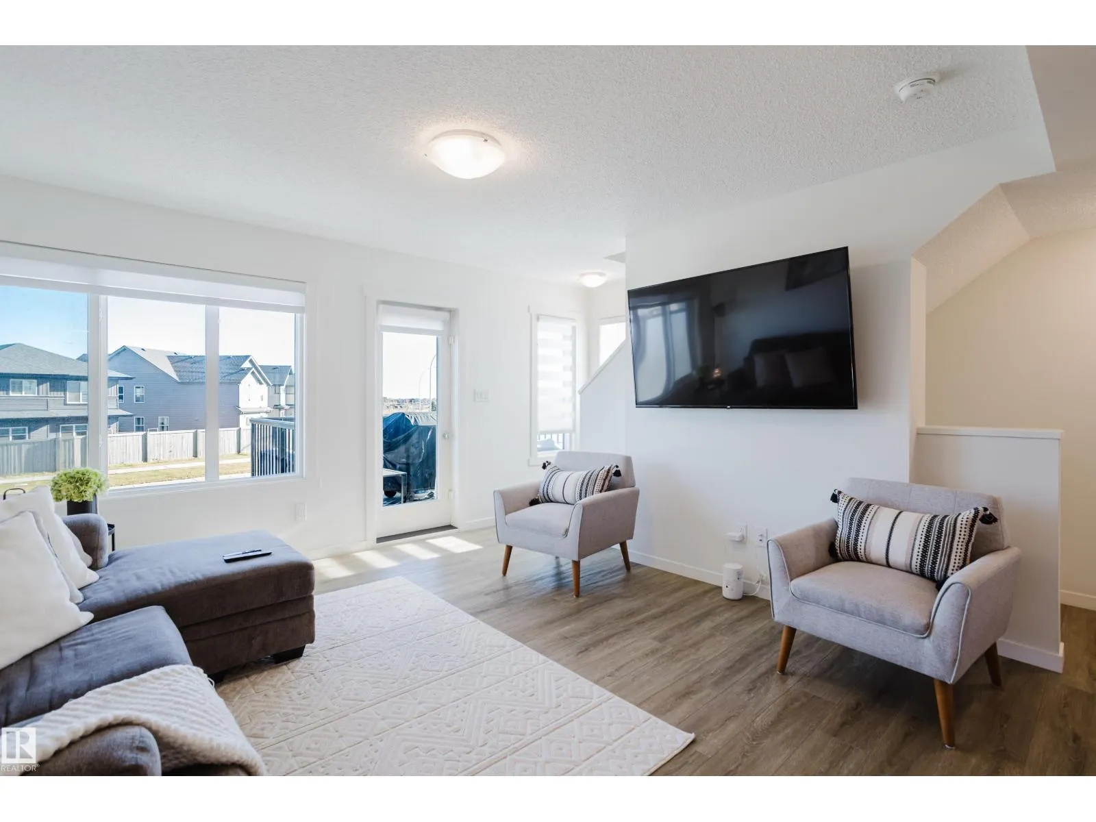 #49 850 Secord BV NW