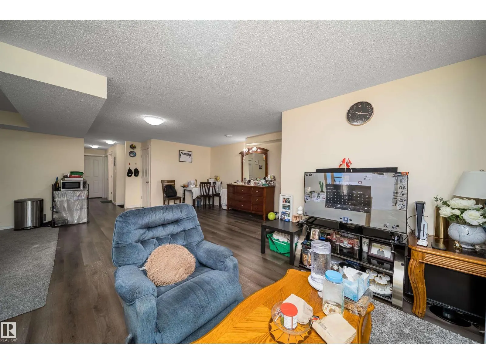 1126 36A AV NW