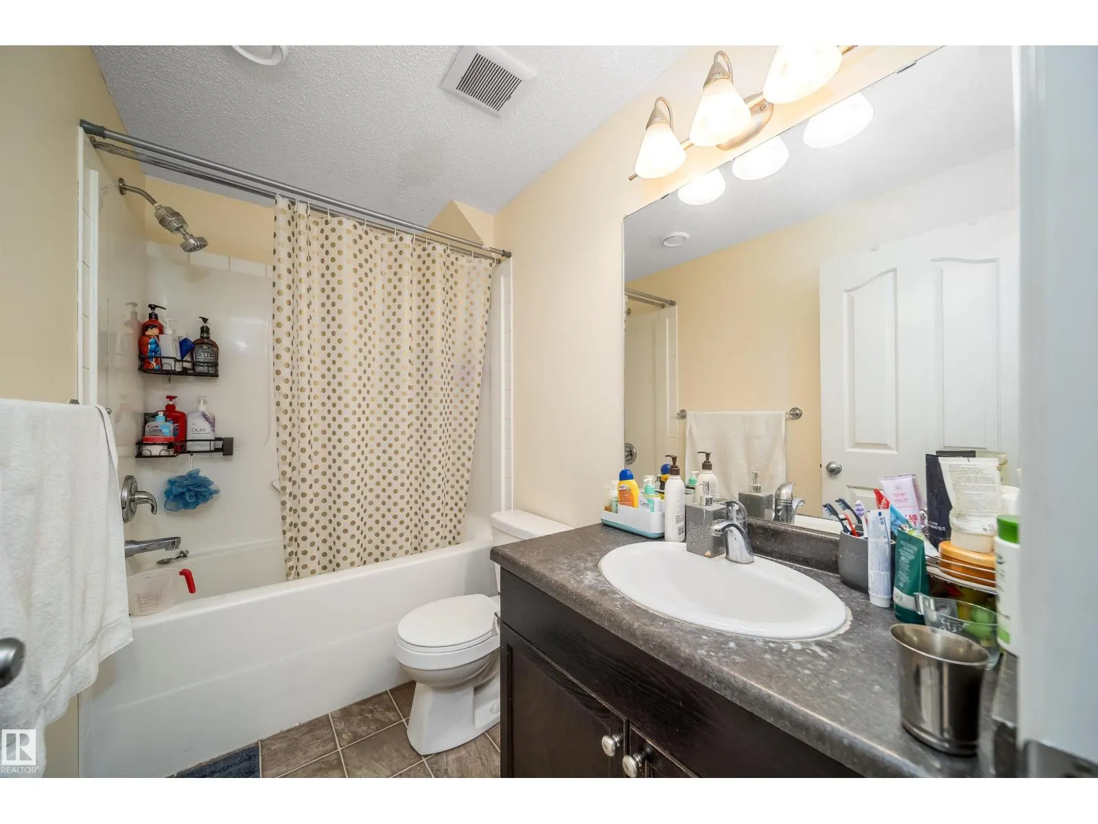 1126 36A AV NW