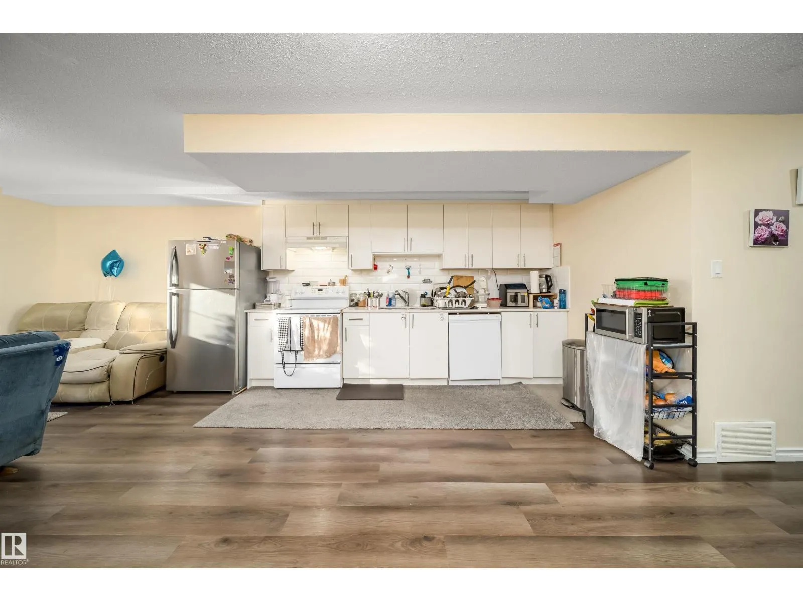 1126 36A AV NW