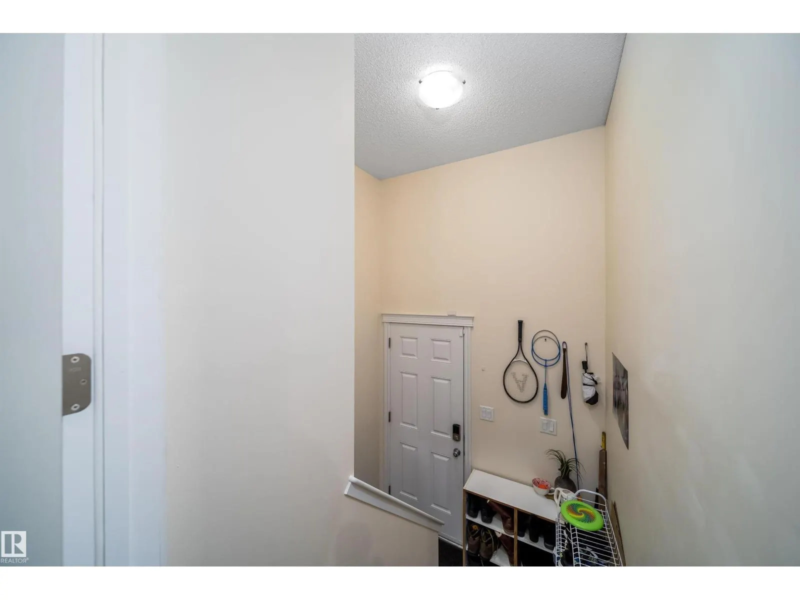 1126 36A AV NW
