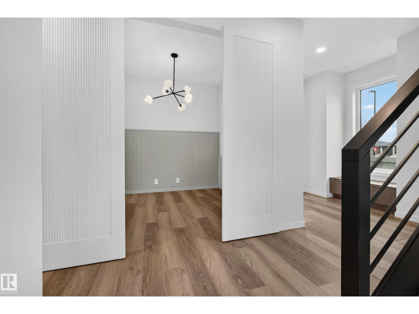 31 NEWBURY CI