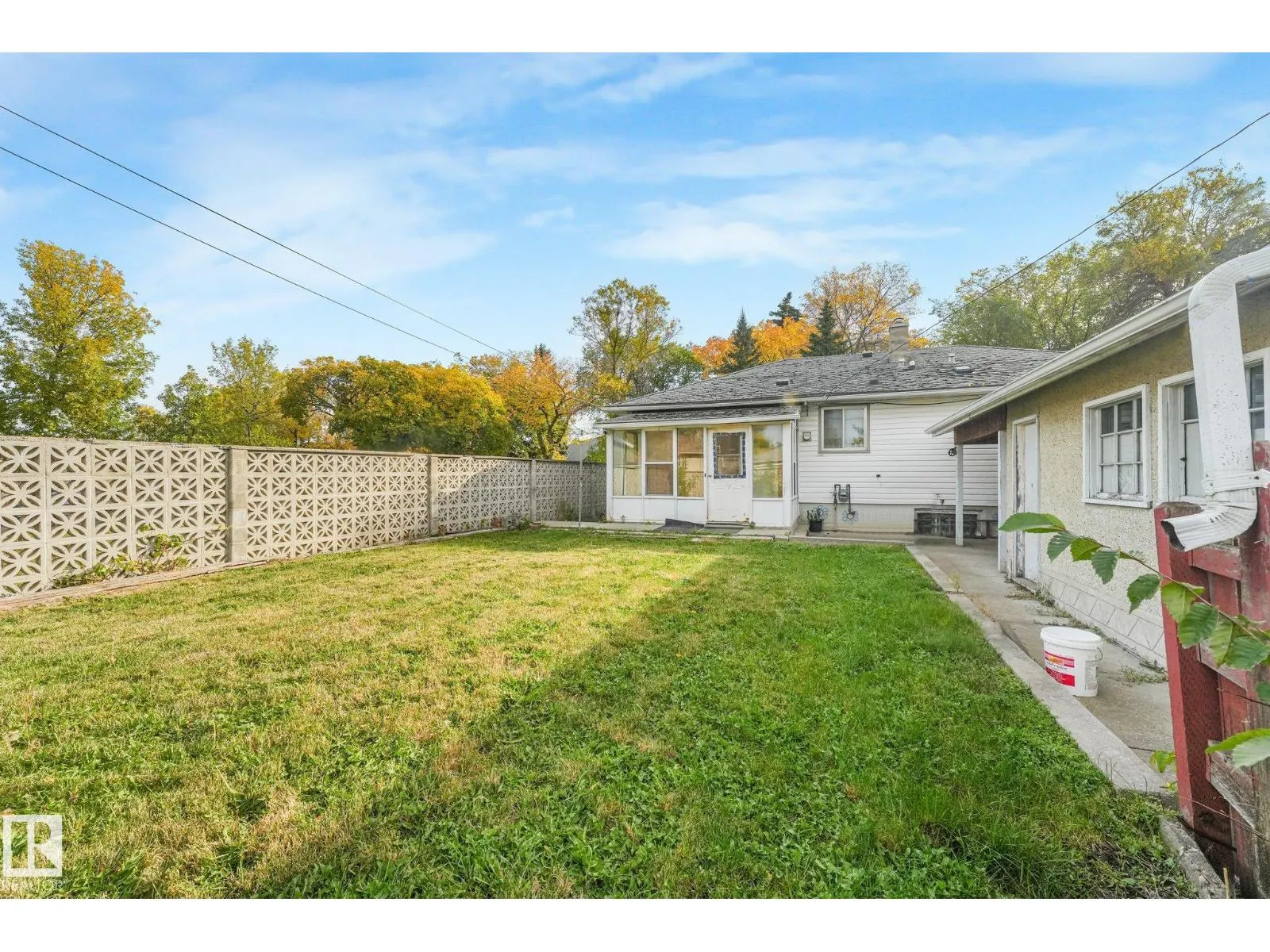 11716 130 ST NW