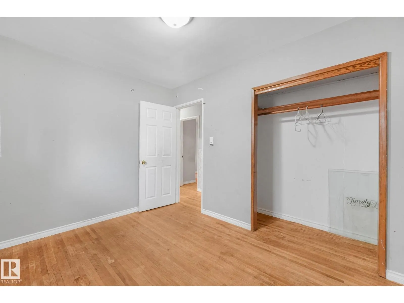 11716 130 ST NW