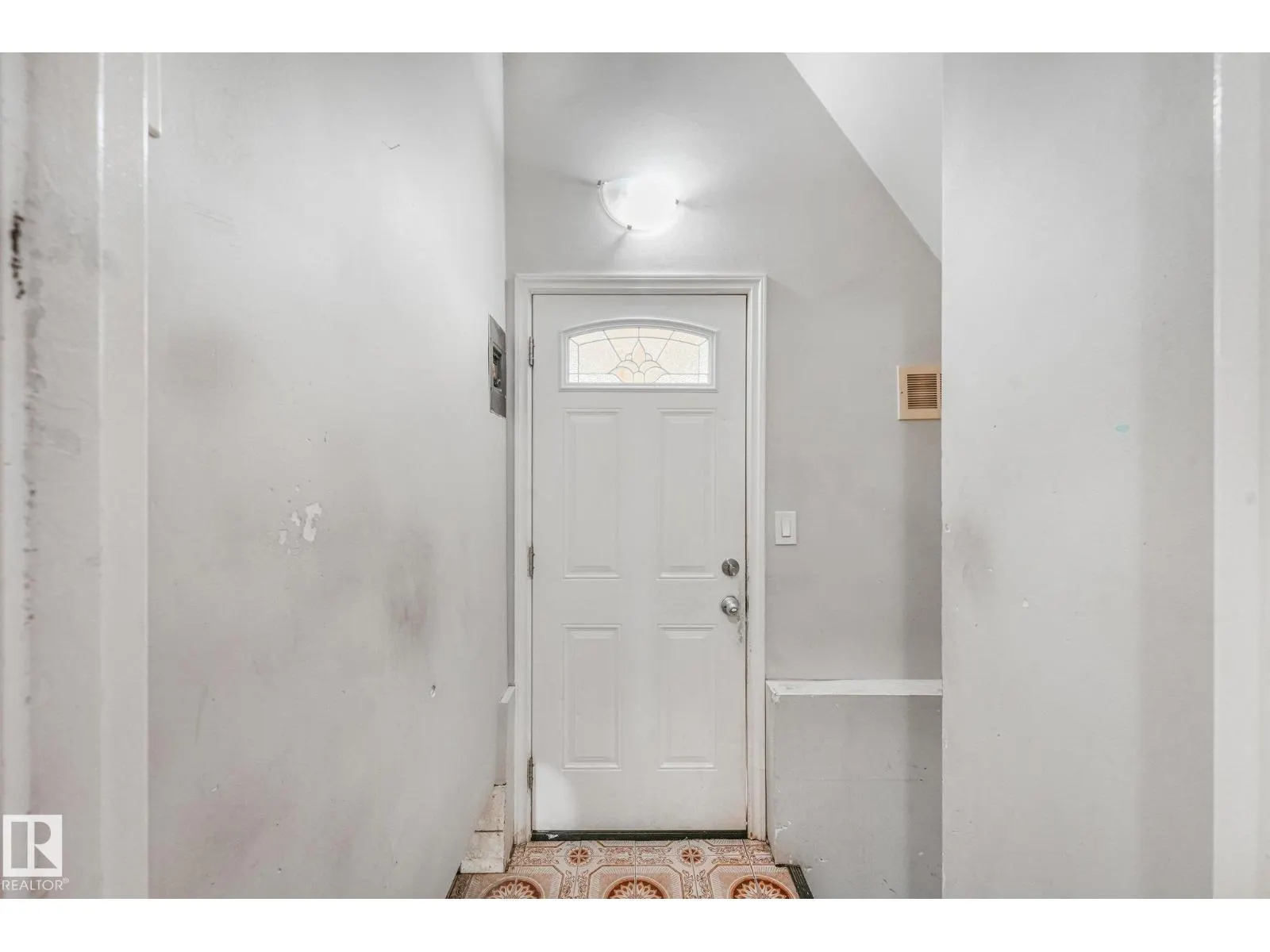 11716 130 ST NW