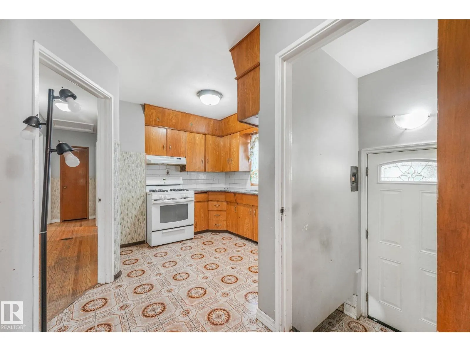 11716 130 ST NW