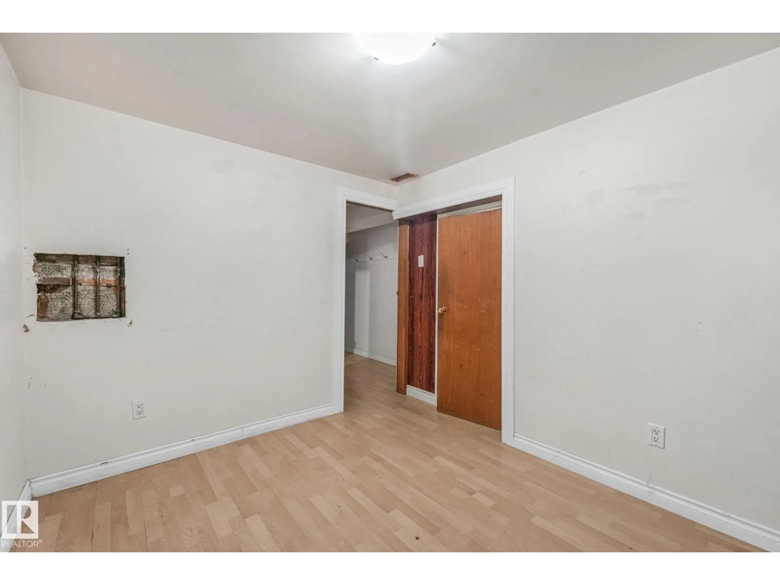 11716 130 ST NW