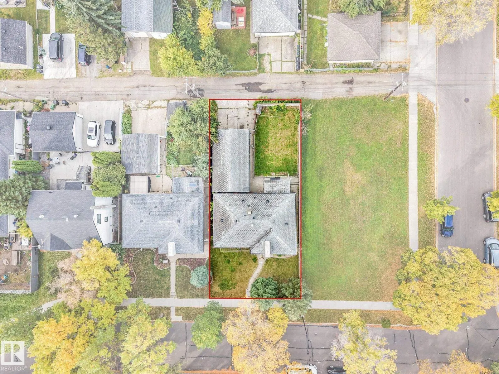 11716 130 ST NW