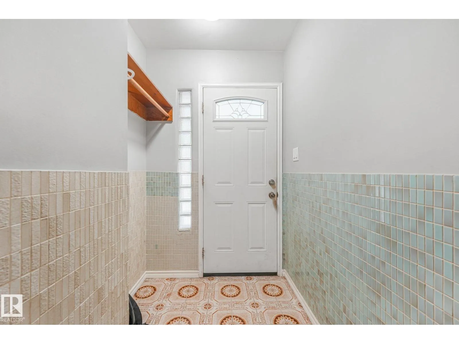 11716 130 ST NW