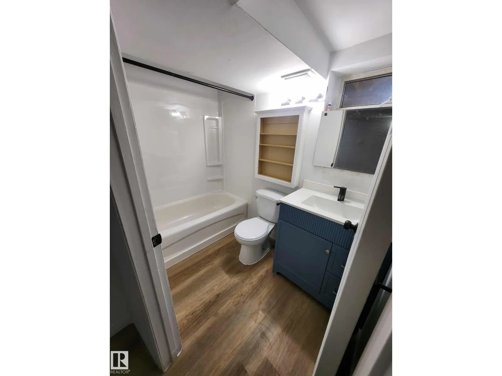 11308 94 ST NW