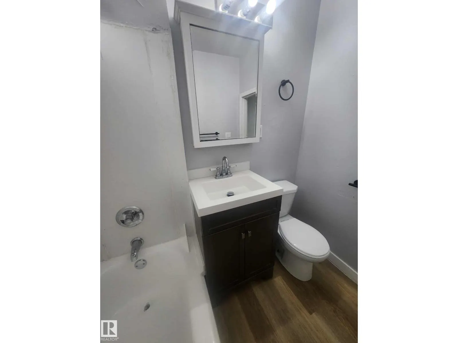 11308 94 ST NW