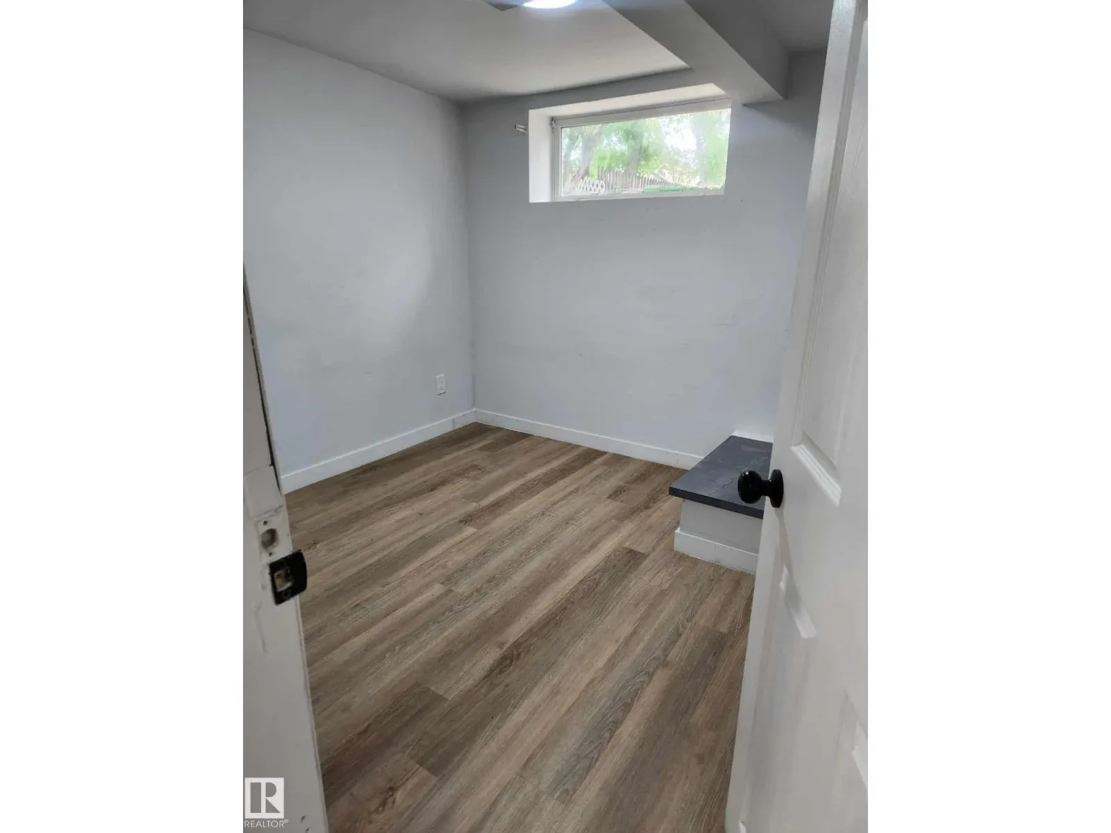 11308 94 ST NW