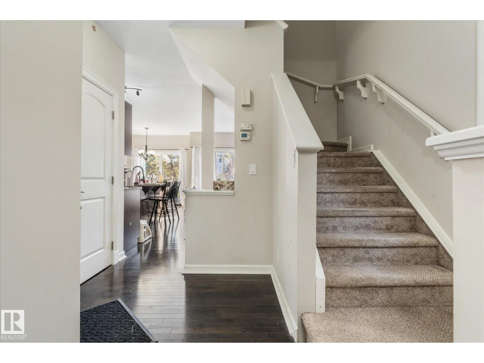2123 HAMMOND CO NW