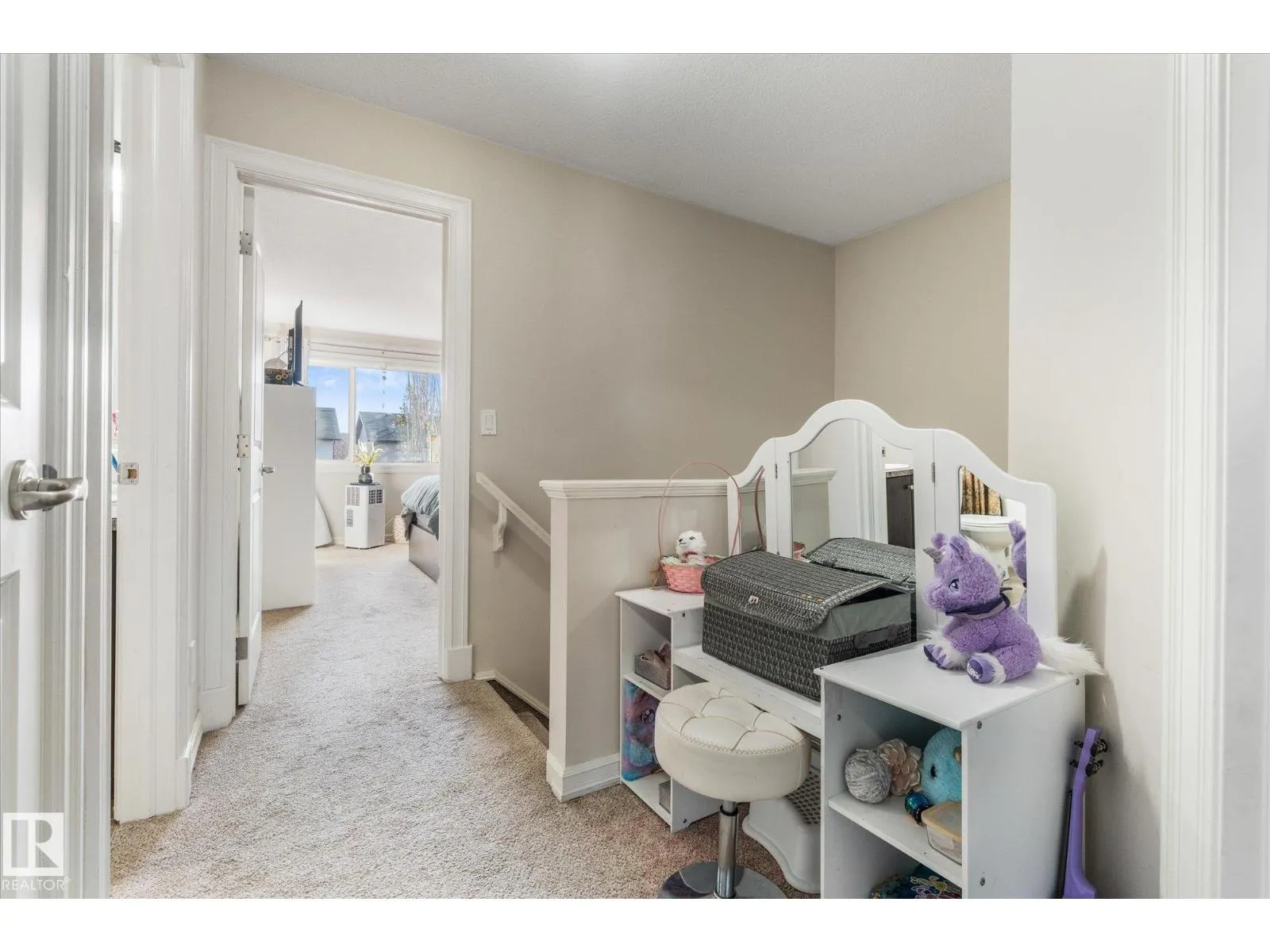2123 HAMMOND CO NW