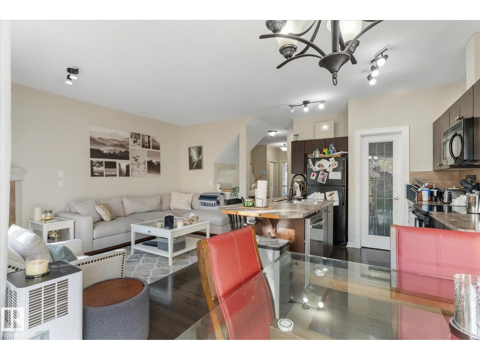 2123 HAMMOND CO NW