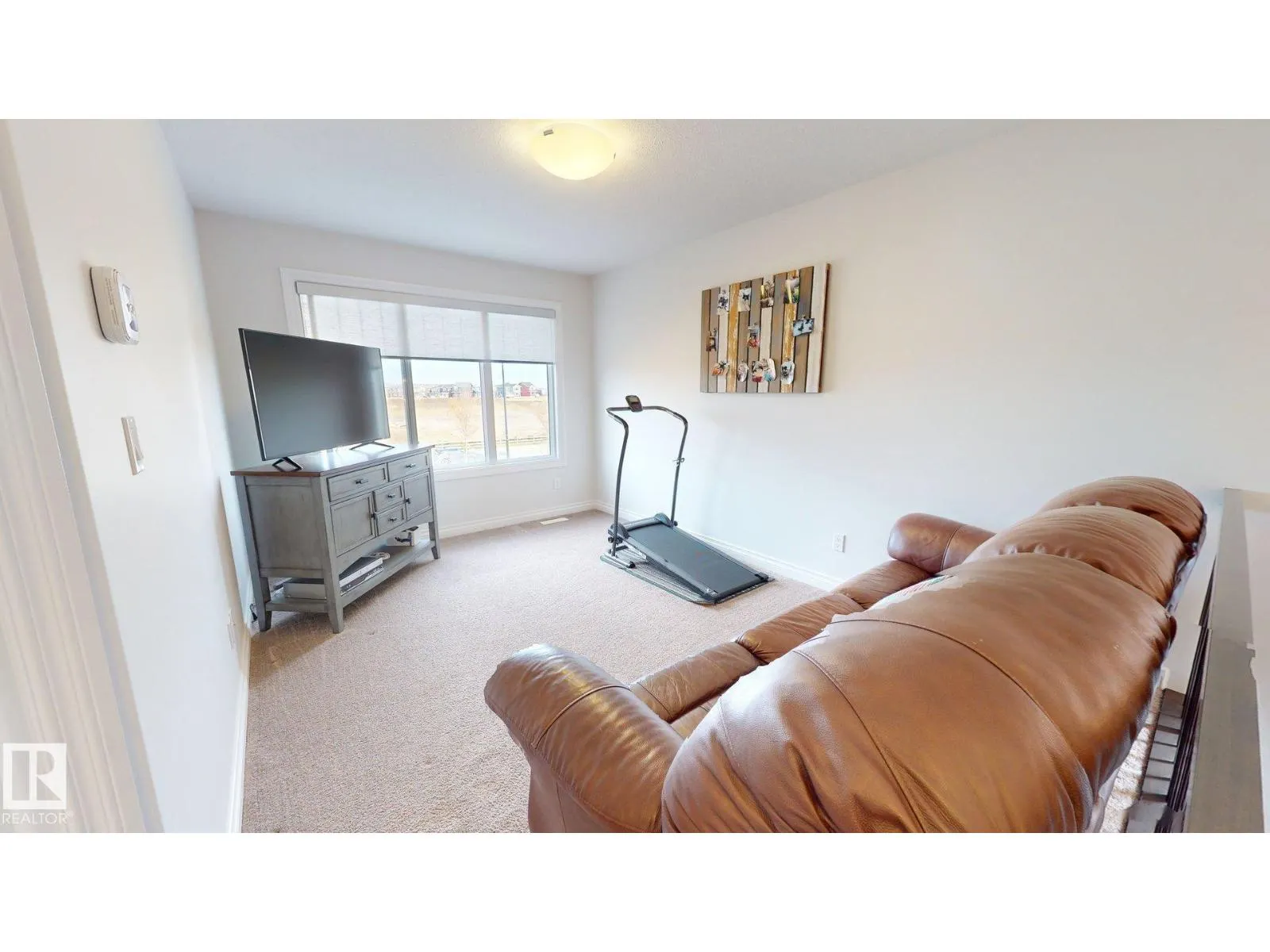 22308 82 AV NW