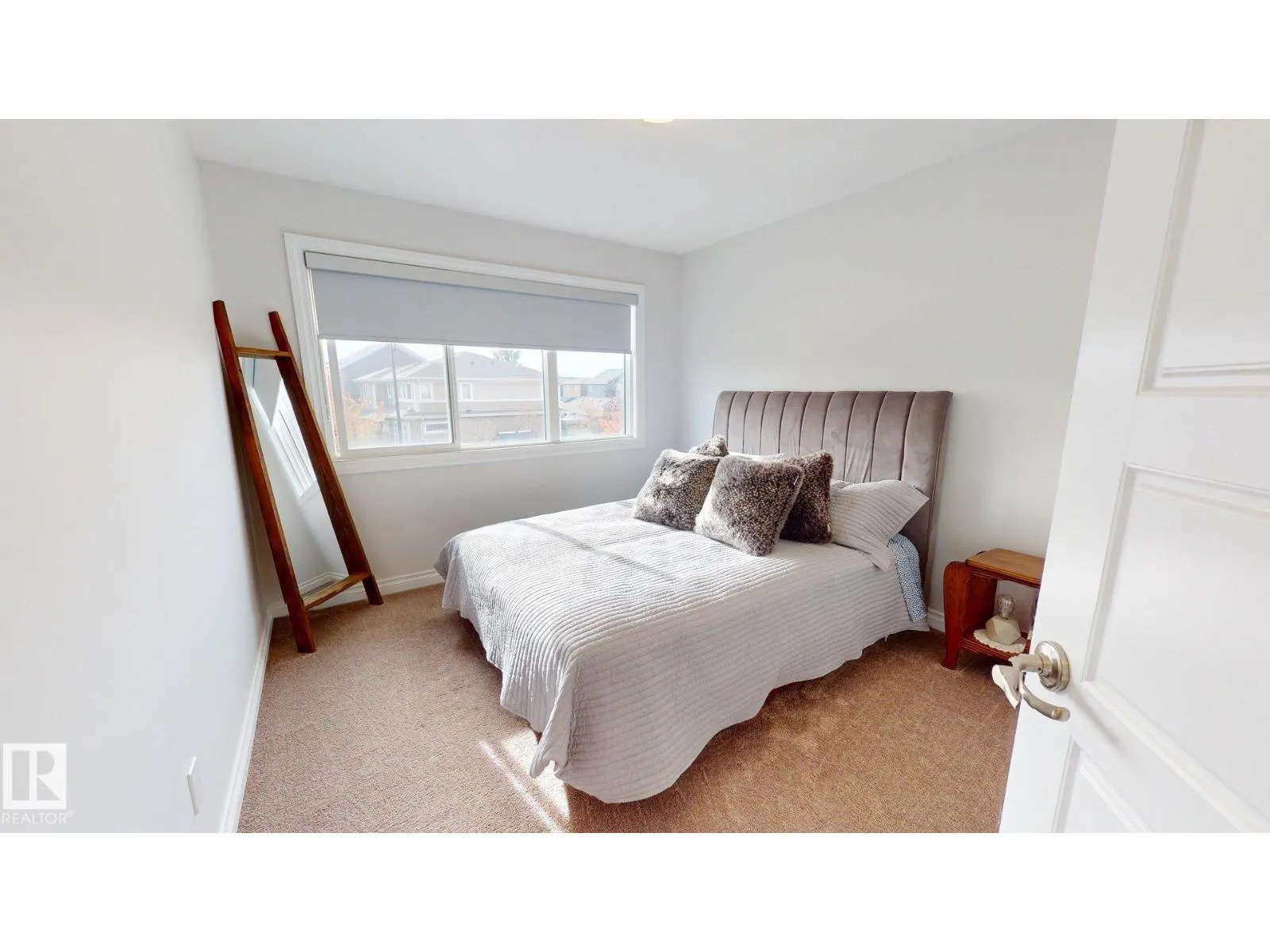 22308 82 AV NW