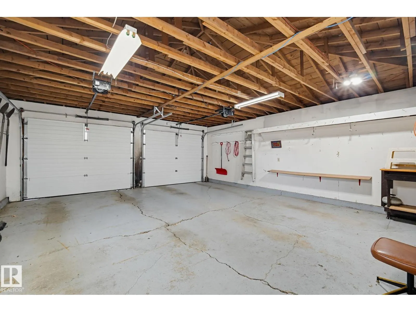 7319 150 AV NW