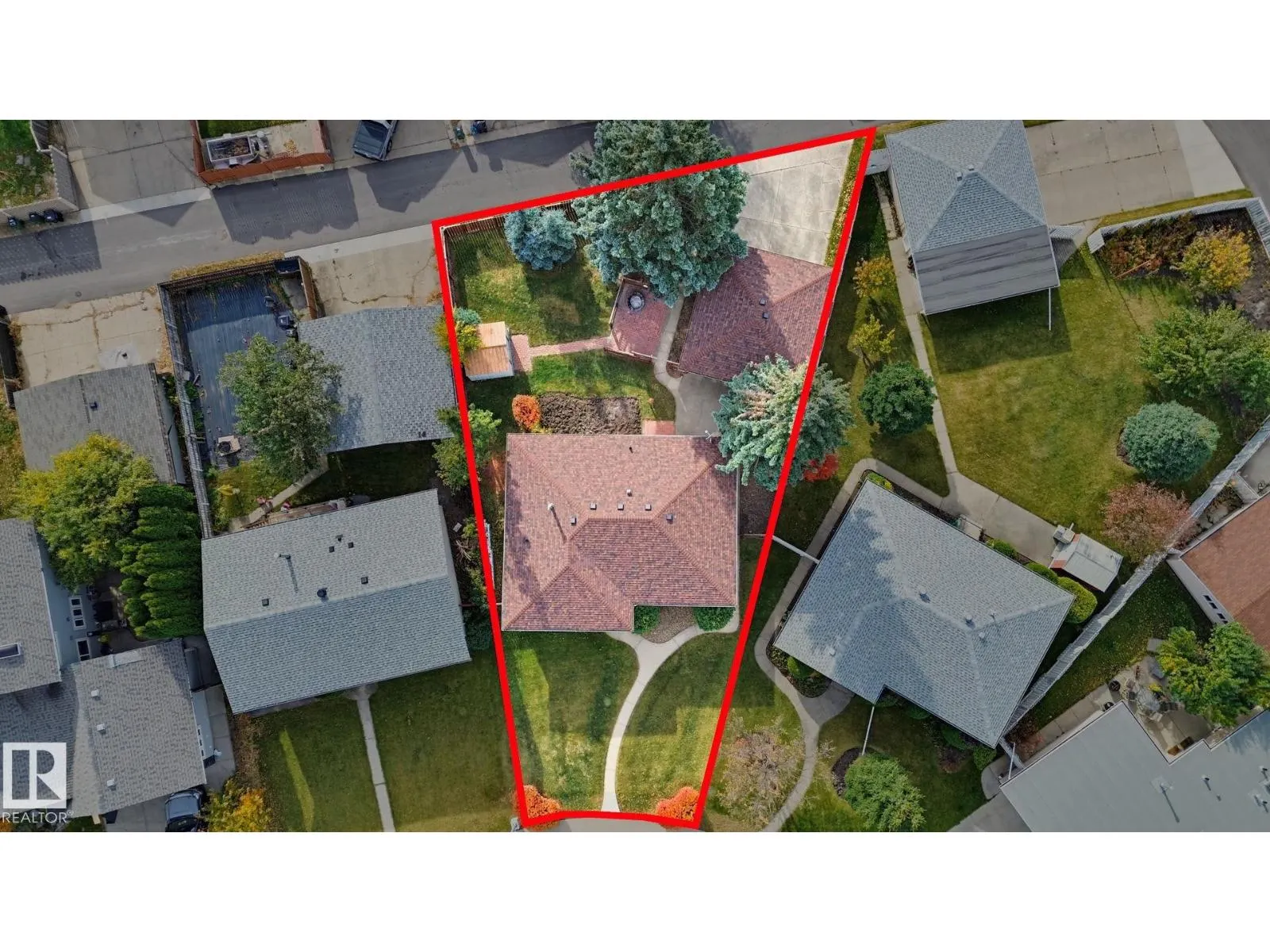 7319 150 AV NW