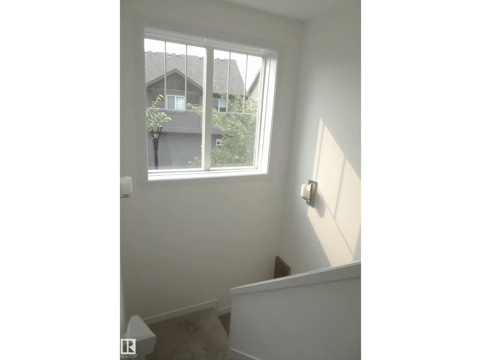 #75 1005 Graydon Hill BV SW