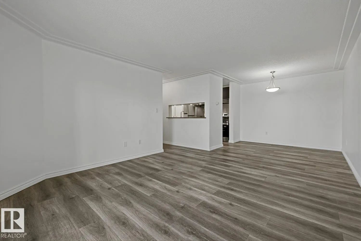 #216 2508 50 ST NW