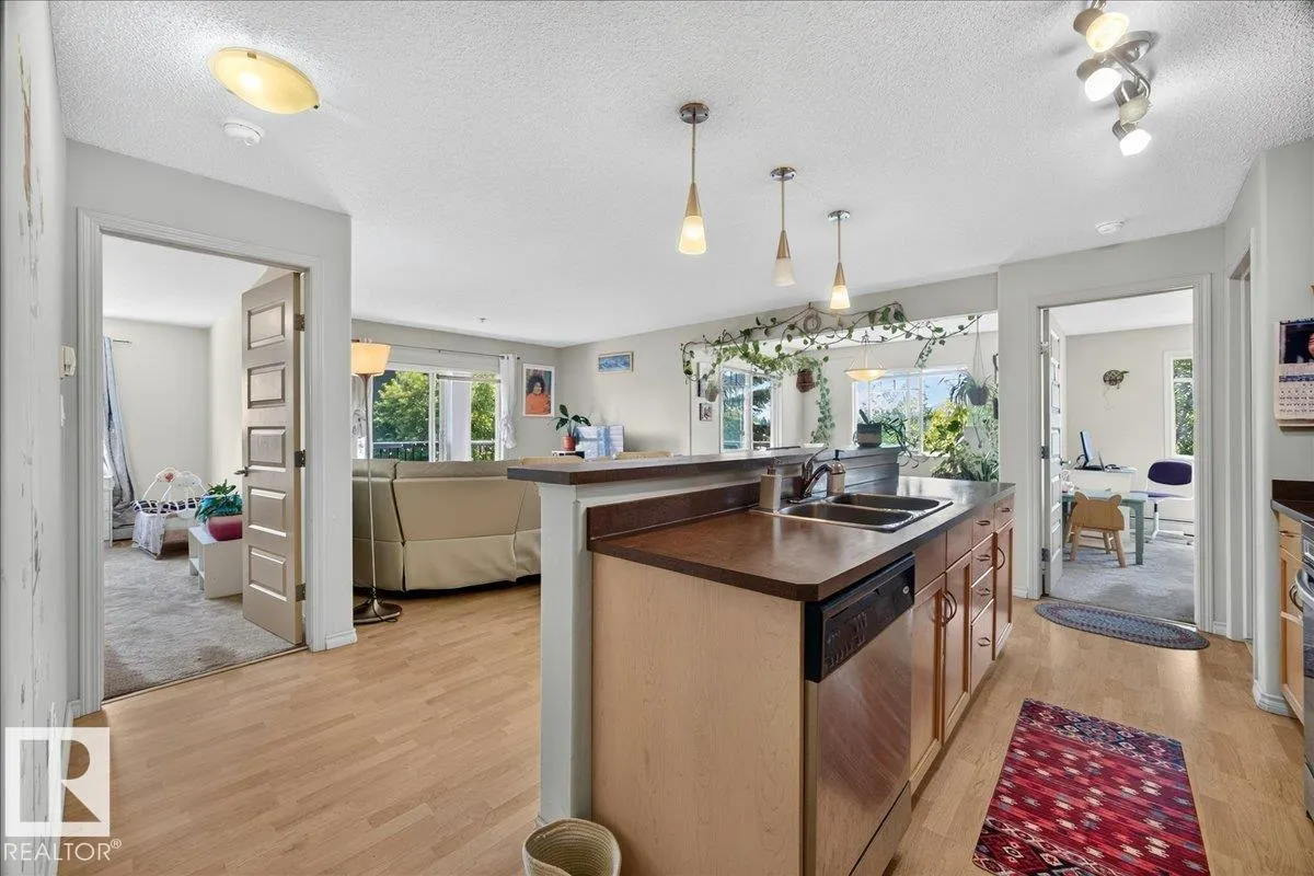 #227 646 MCALLISTER LO SW