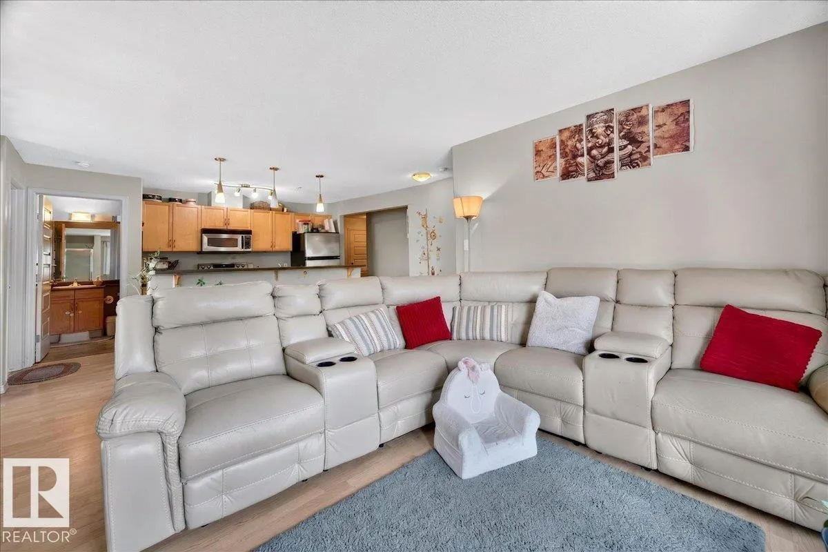 #227 646 MCALLISTER LO SW