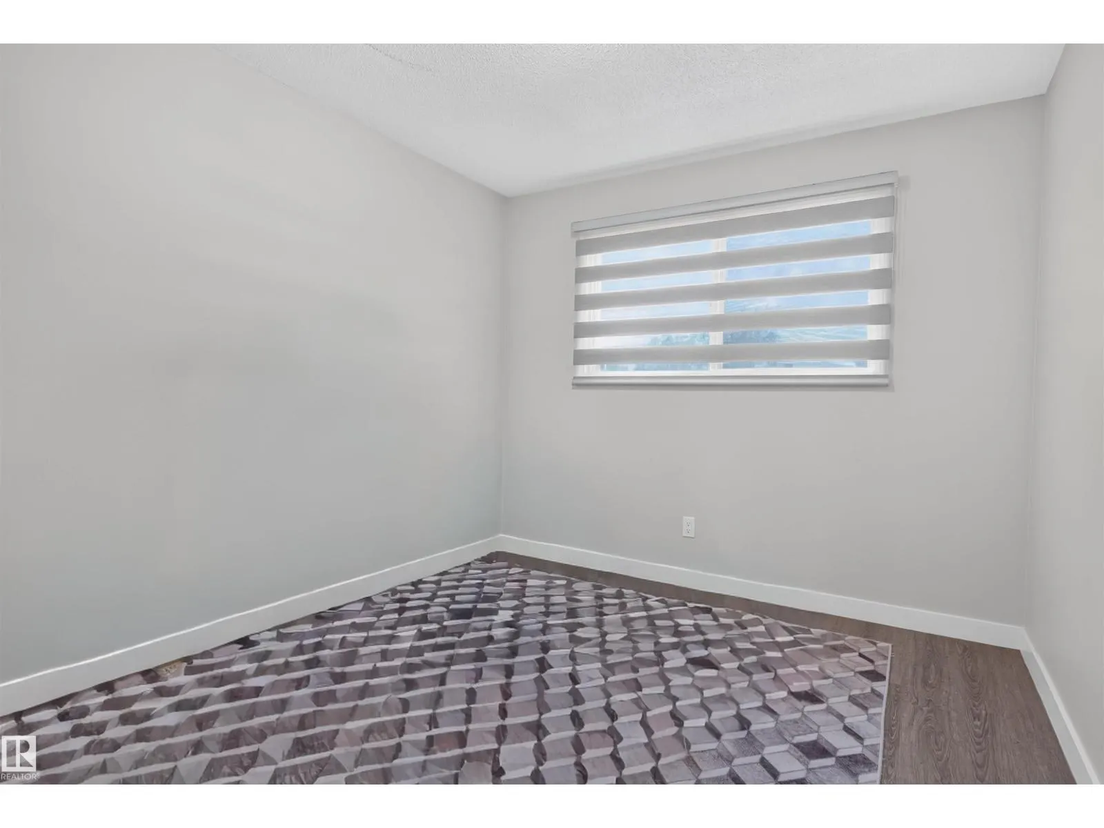 15104 74 ST NW