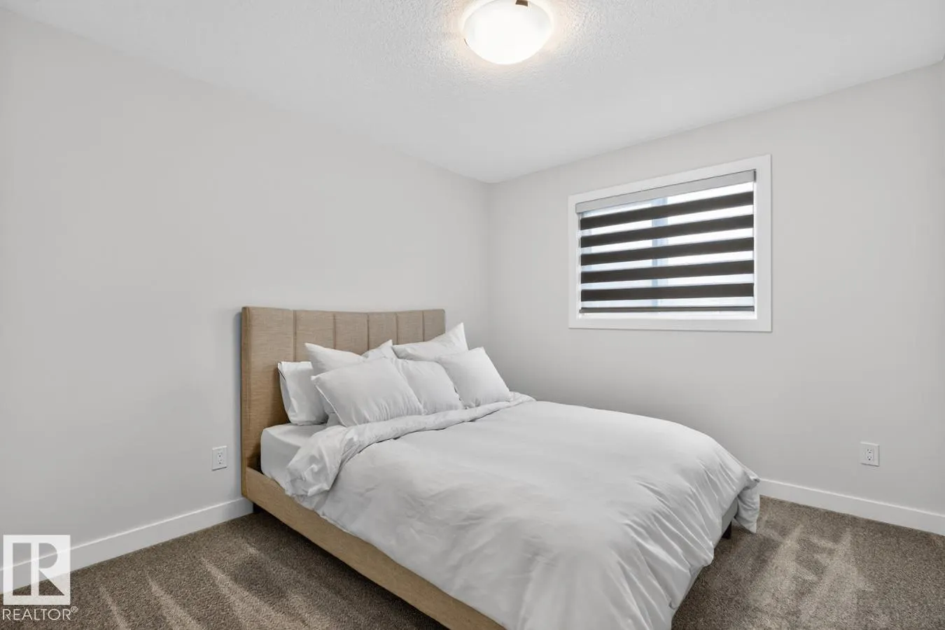 3227 Magpie LI NW