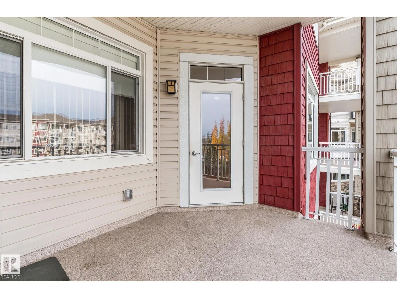 #331 511 QUEEN ST