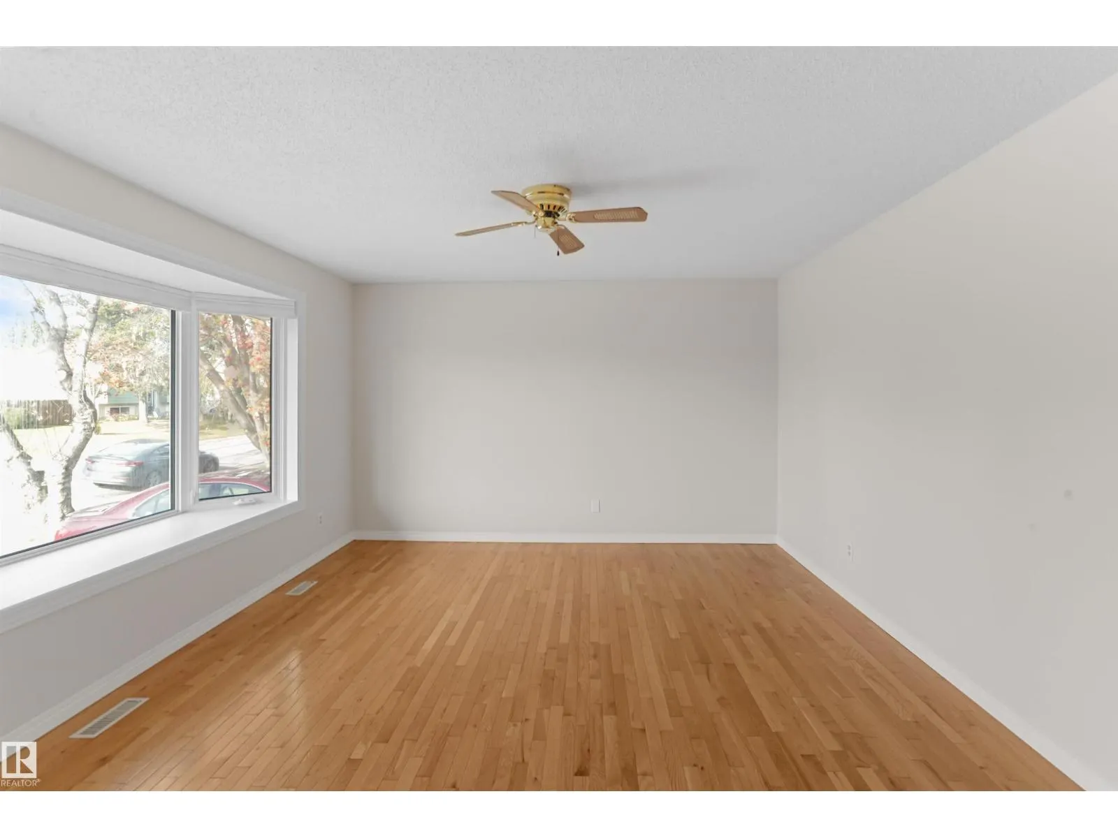 48 PIPESTONE DR