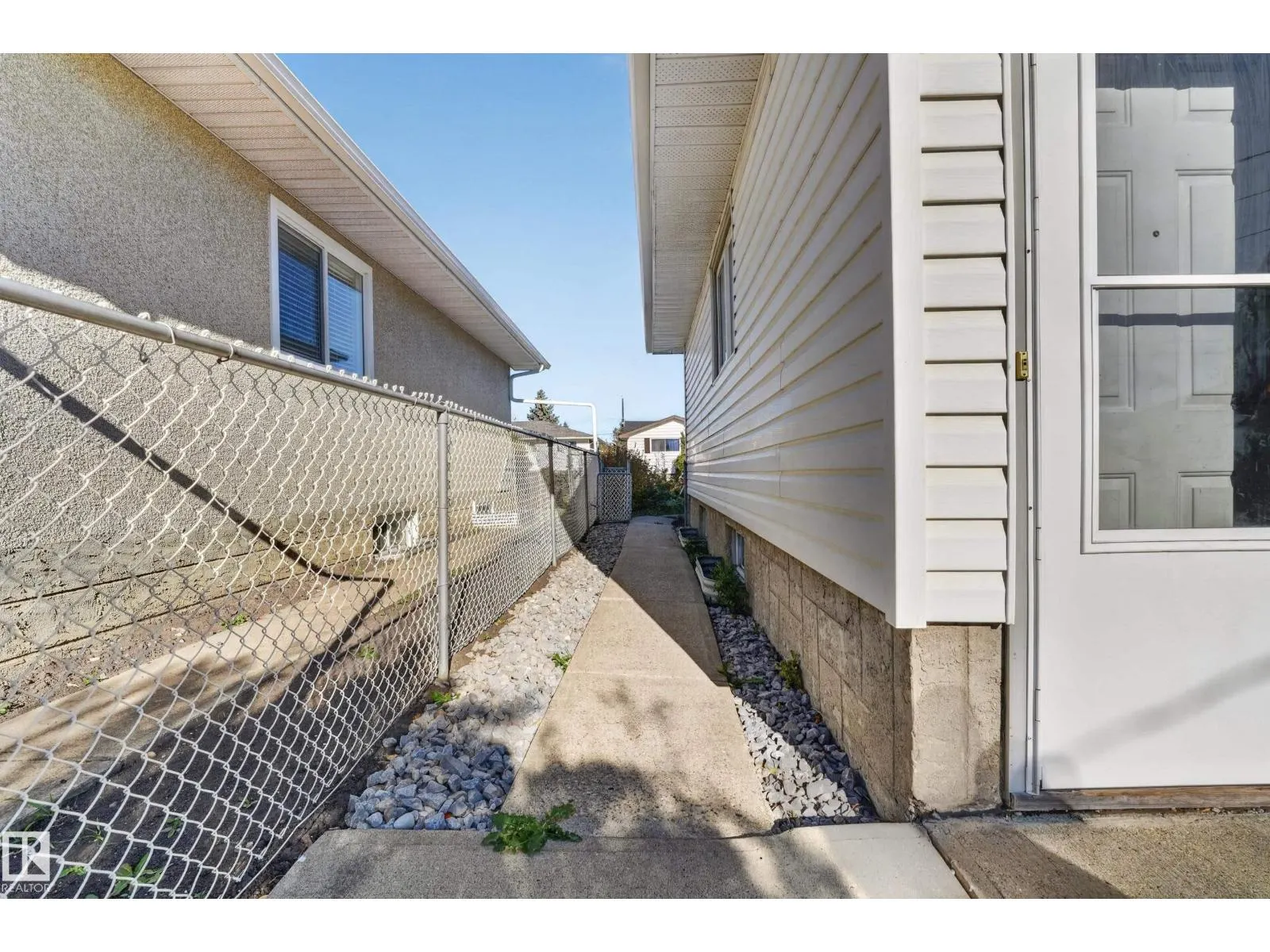 7615 135A AV NW NW