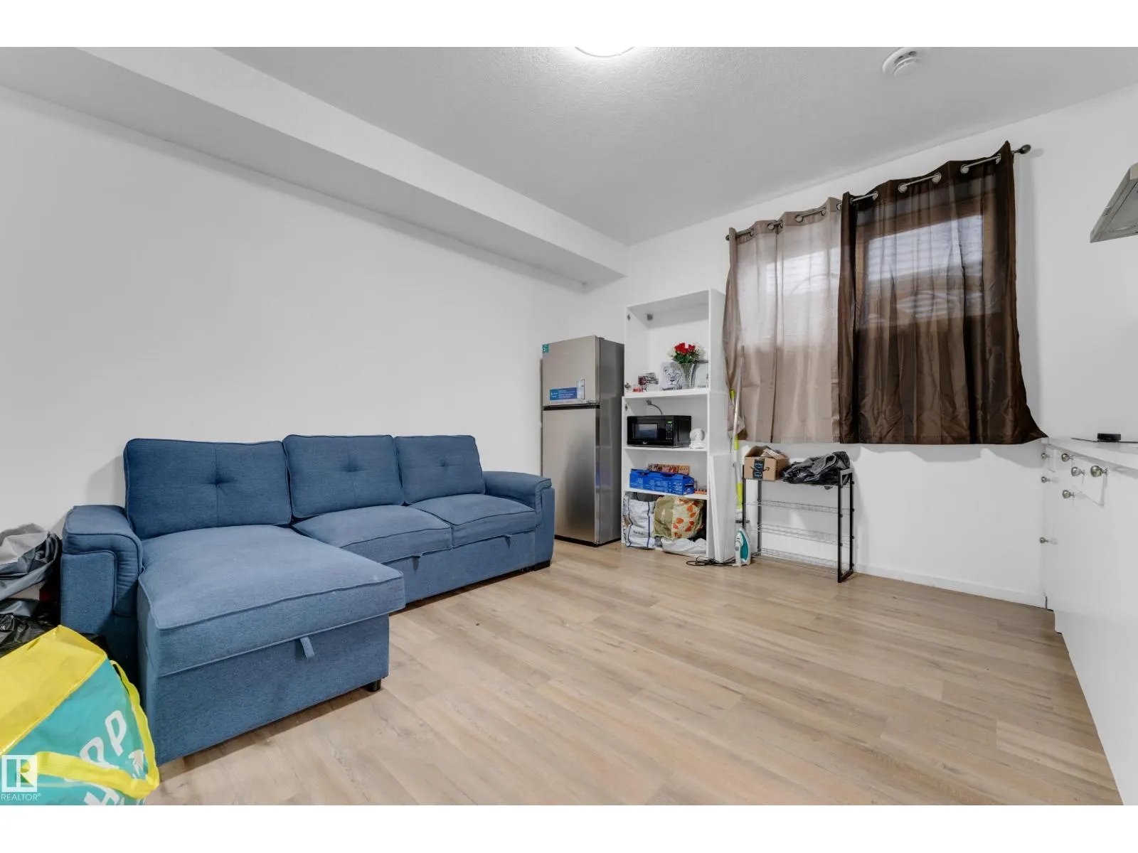 1360 20 ST NW