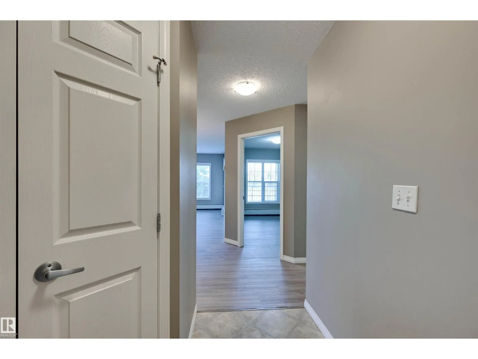 #206 616 MCALLISTER LO SW