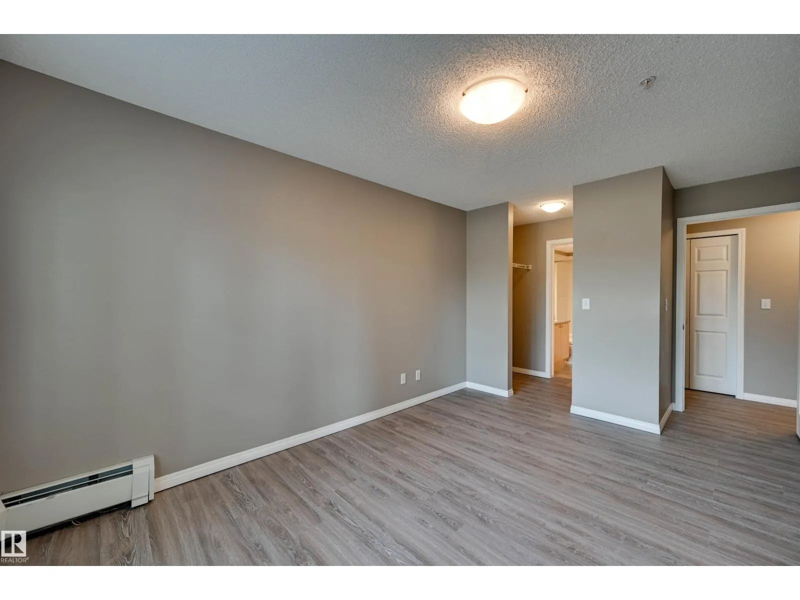 #206 616 MCALLISTER LO SW