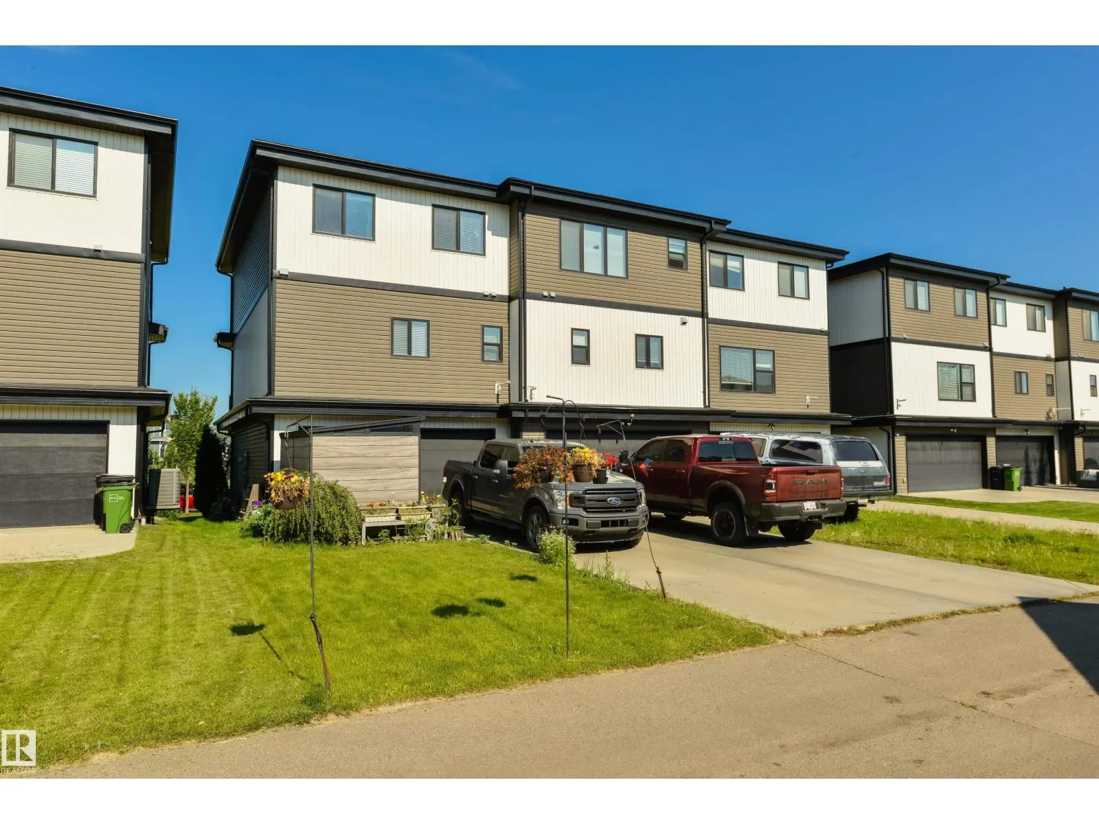 8265 CHAPPELLE WY SW