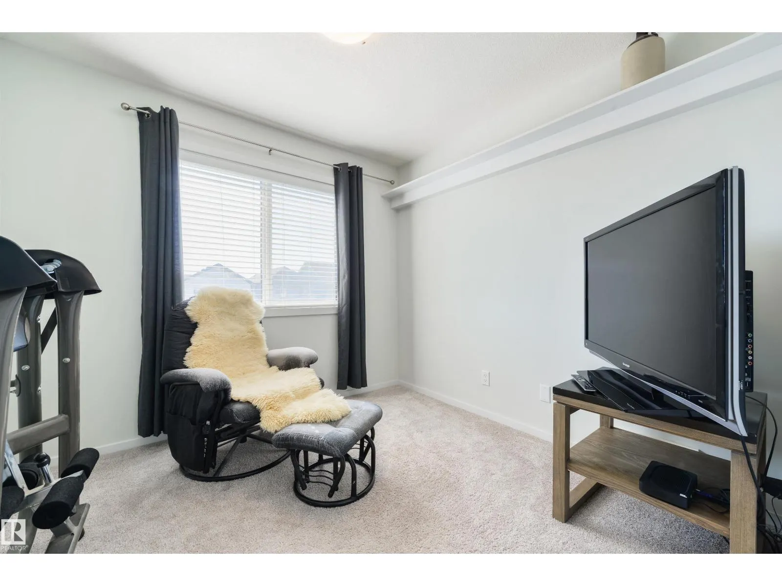 8265 CHAPPELLE WY SW