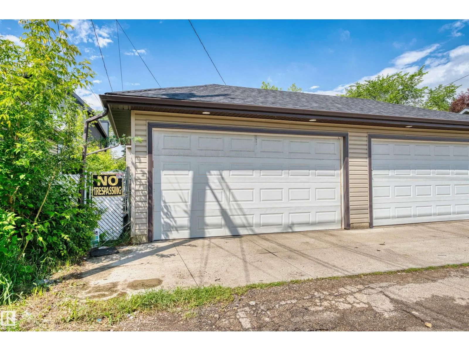 11719 127 ST NW