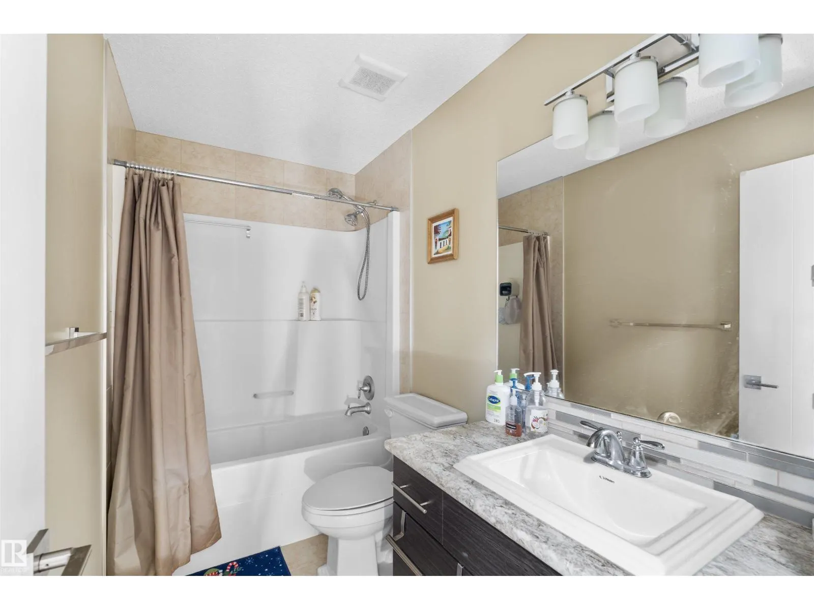 11719 127 ST NW