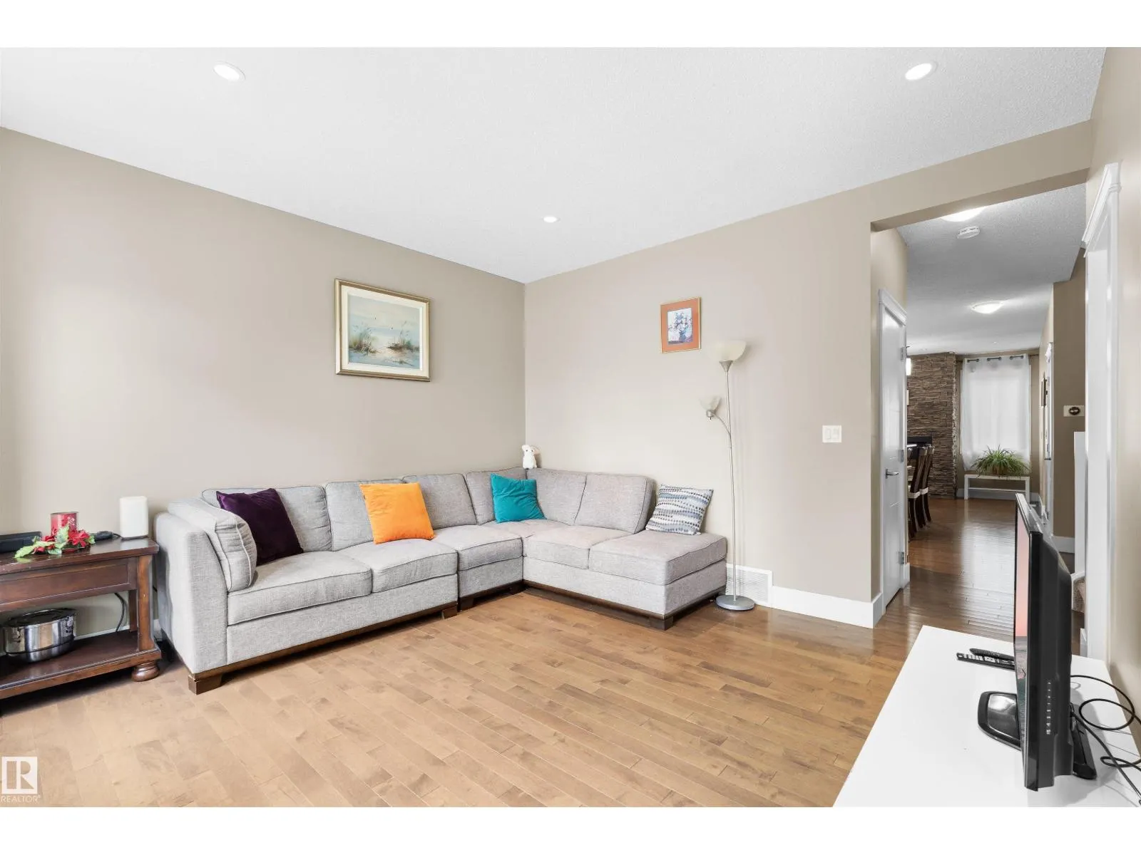 11719 127 ST NW