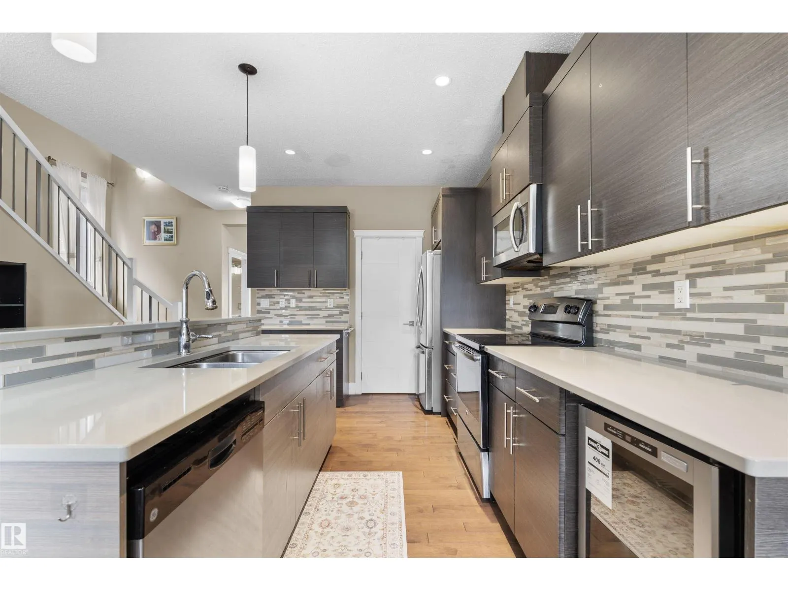 11719 127 ST NW